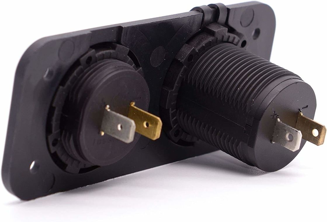 12V DC 24V LED Digital Voltmeter Dual USB Outlet Power Socket Panel 3.1A Caricabatterie